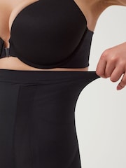 SPANXsculpt™ On Core High-Waisted Mid-Thigh Shorts - Image 3 of 4