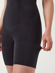 SPANXsculpt™ On Core High-Waisted Mid-Thigh Shorts - Image 4 of 4