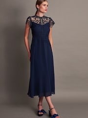 Синий - Кружевное платье миди Monsoon Monica - Изображение 1 из 5