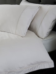 Juego de funda de edredón y funda de almohada de lujo de satén de 100% algodón con trama de 600 hilos de Collection Luxe - Imagen 2 de 4