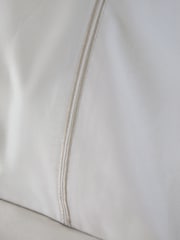 Juego de funda de edredón y funda de almohada de lujo de satén de 100% algodón con trama de 600 hilos de Collection Luxe - Imagen 3 de 4