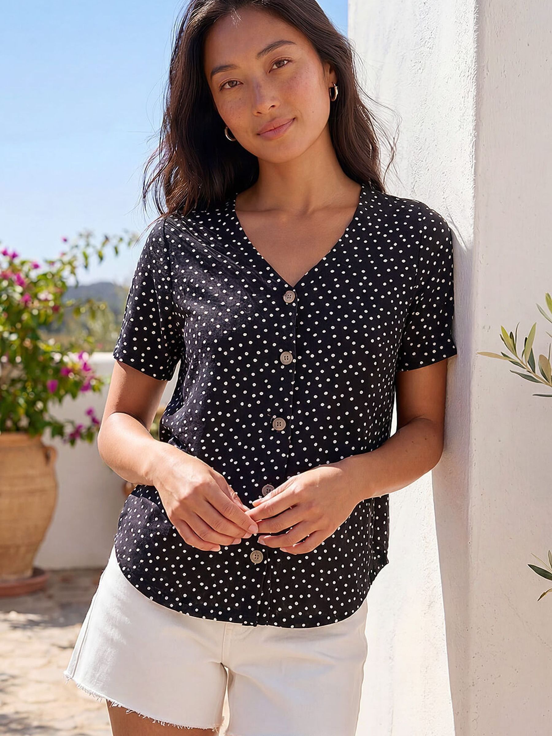 Roman Petite Women's Black V-Neck Buttoned Blouse Size 14 - Image 3