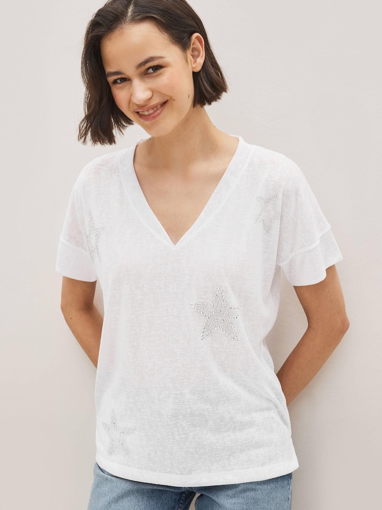 Weiß - T-Shirt in Leinenoptik mit V-Ausschnitt und Sternmotiv - Bild 1 von 6 Weiß - T-Shirt in Leinenoptik mit V-Ausschnitt und Sternmotiv - Bild 1 von 6
