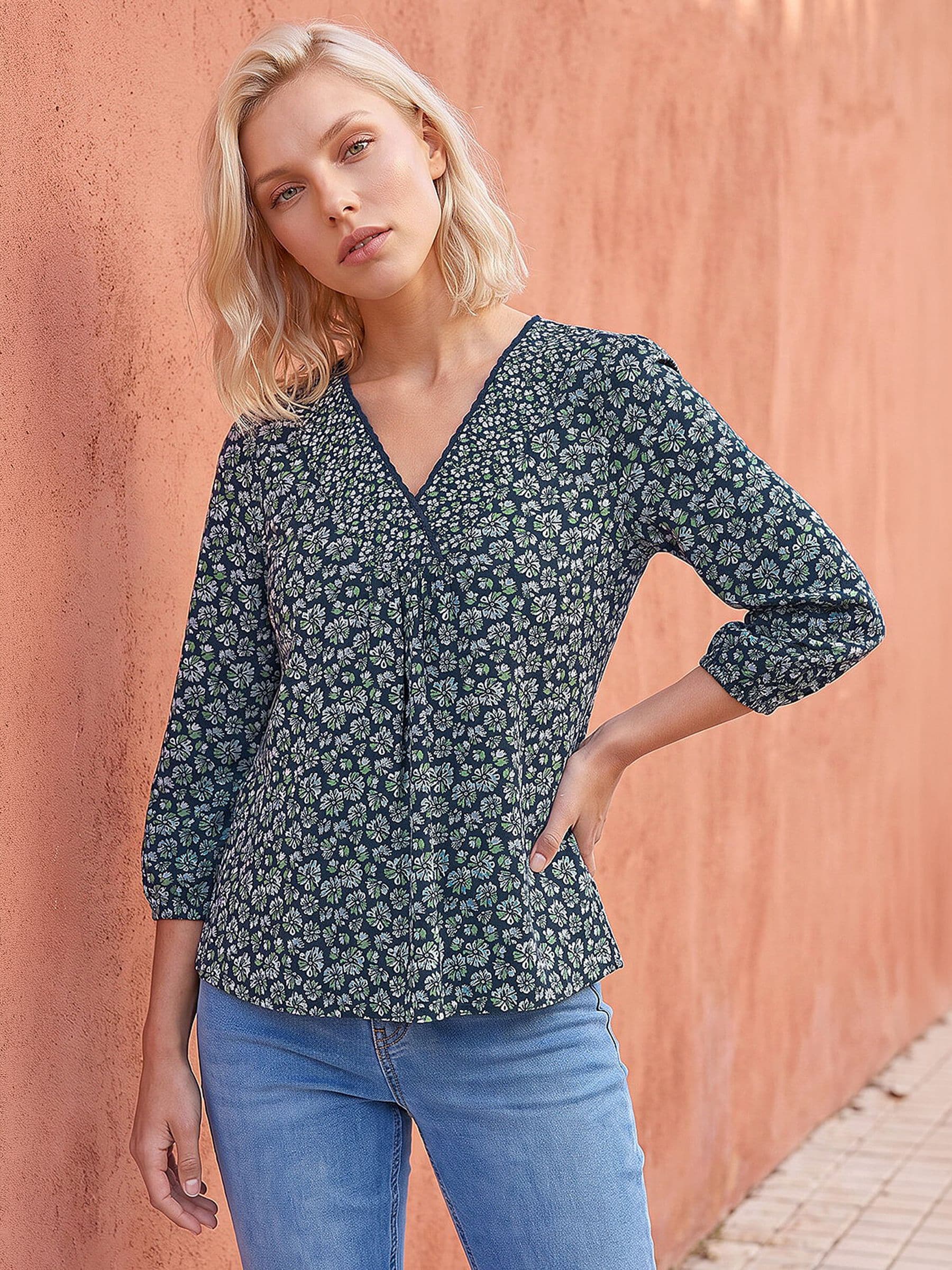 Roman Women's Navy Petite Floral Print Stretch Top In | Size: 14 - Image 2