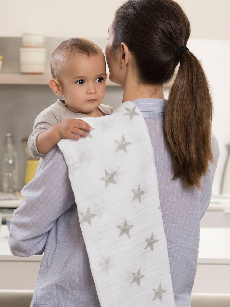 aden + anais White Essentials Seashore Muslin Blanket 4 Pack (112 X 112cm) - Image 1 of 2