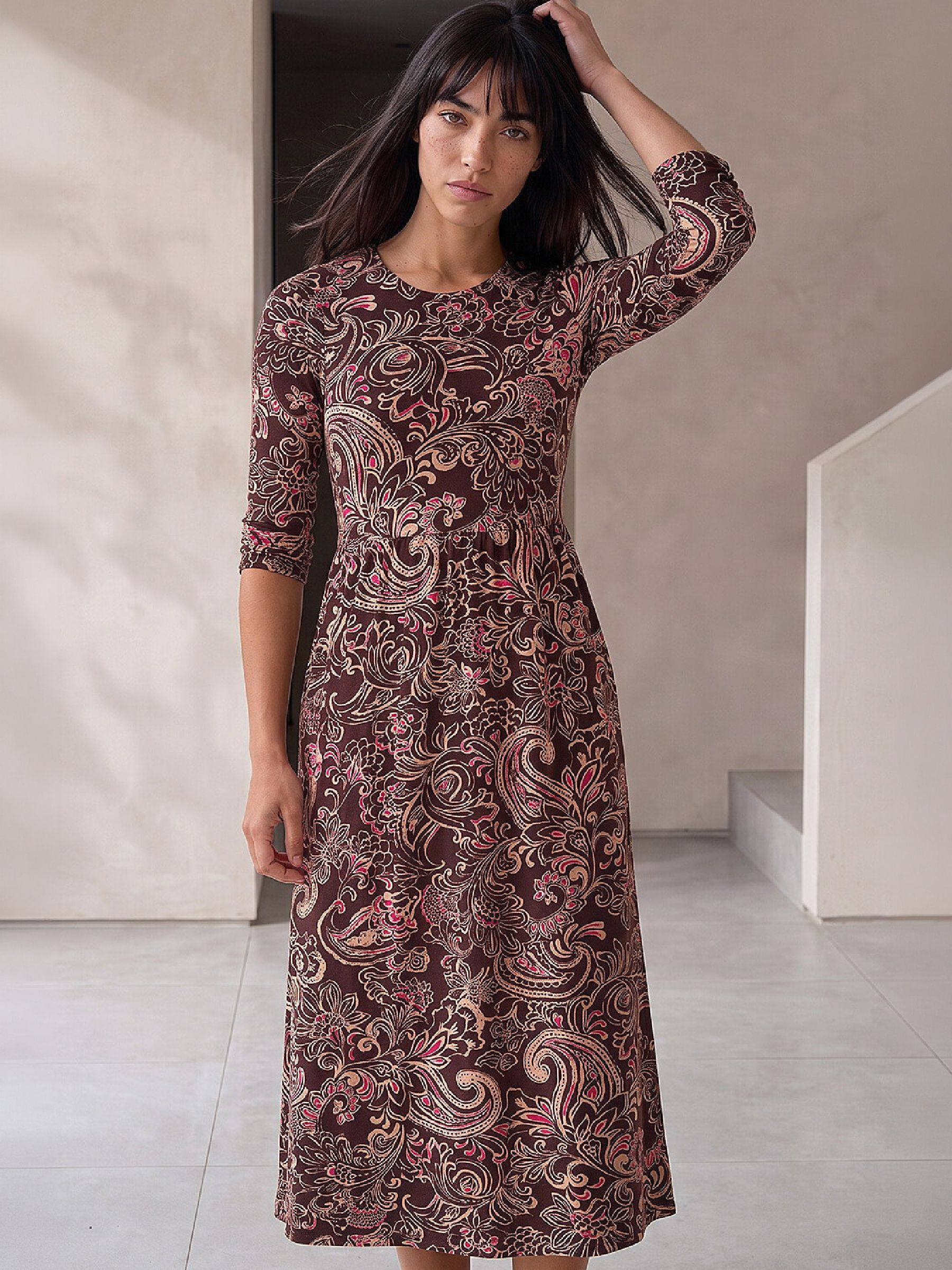 Roman Women's Chocolate Petite Floral Midi Dress In Size 18 - Image 2