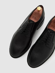 Oscar Jacobson Grained Leather Lace Up Shoes - Image 5 of 5