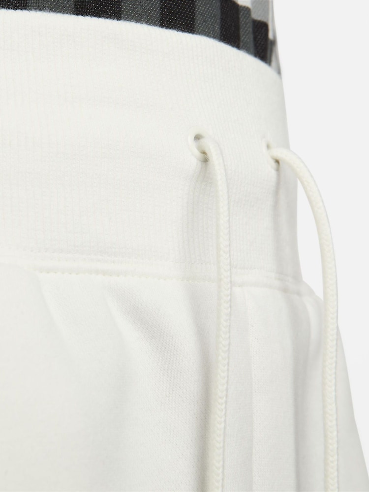 Nike Sail Sportswear Phoenix Fleece High-Waisted Loose Shorts - Image 4 of 7