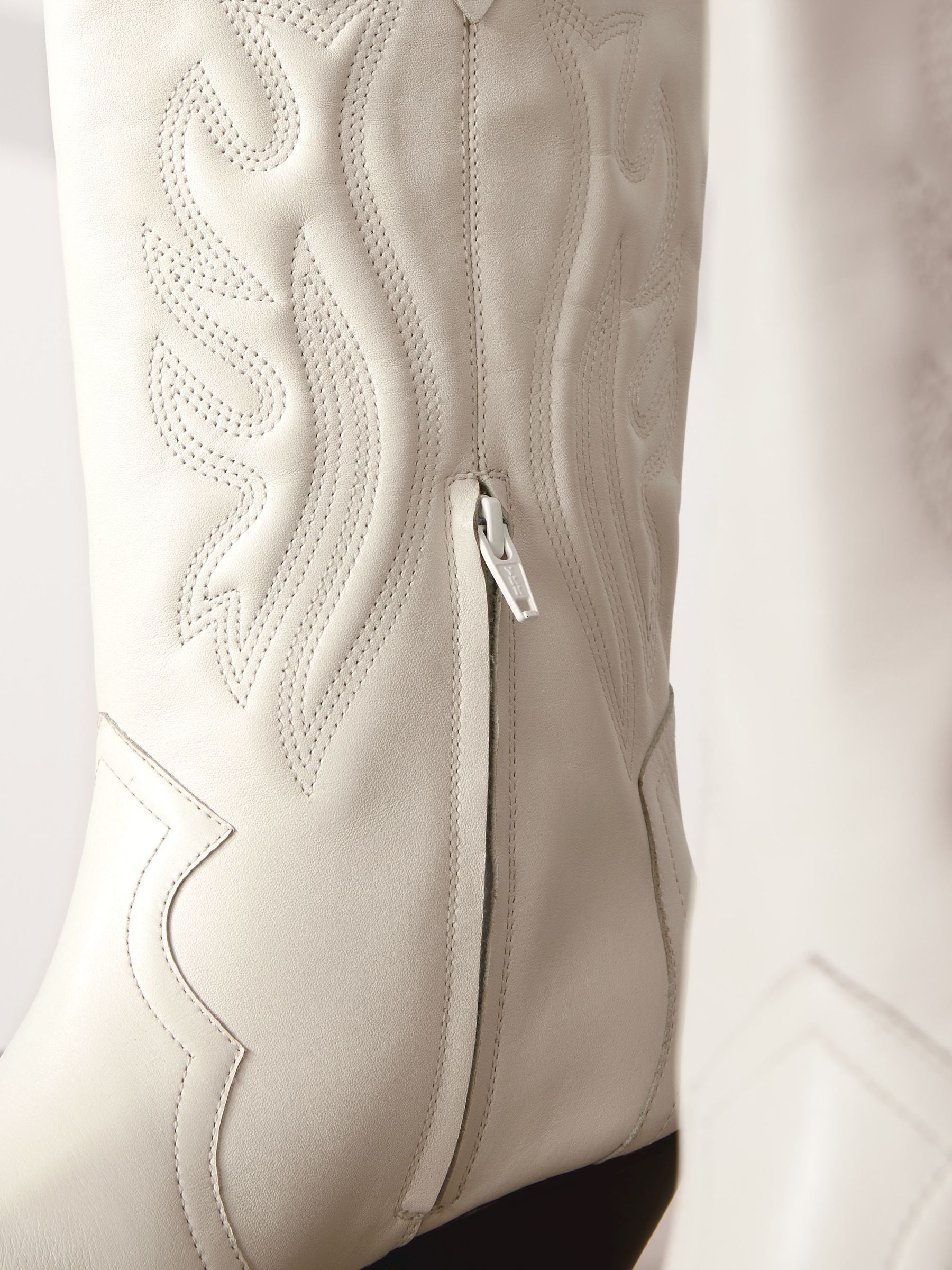 Leather western boots hotsell