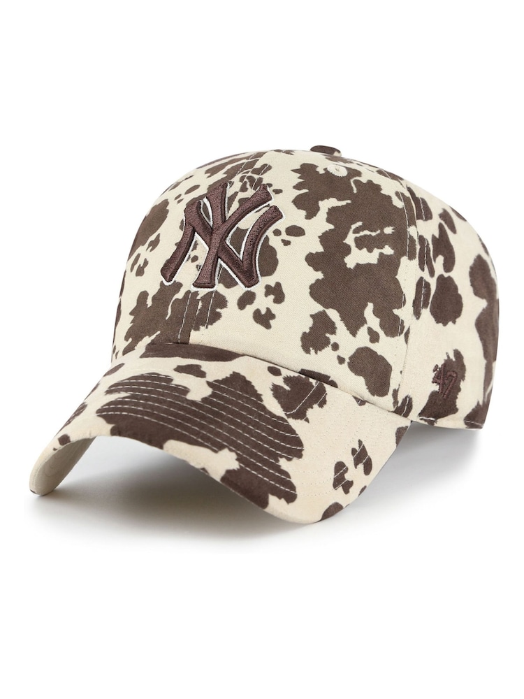 47 Brand Natural Cow Print New York Yankees Bessie Clean Up Hat - Image 1 of 2 47 Brand Natural Cow Print New York Yankees Bessie Clean Up Hat - Image 1 of 2