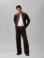 جينز فضفاض من Calvin Klein - صورة 5 من 6