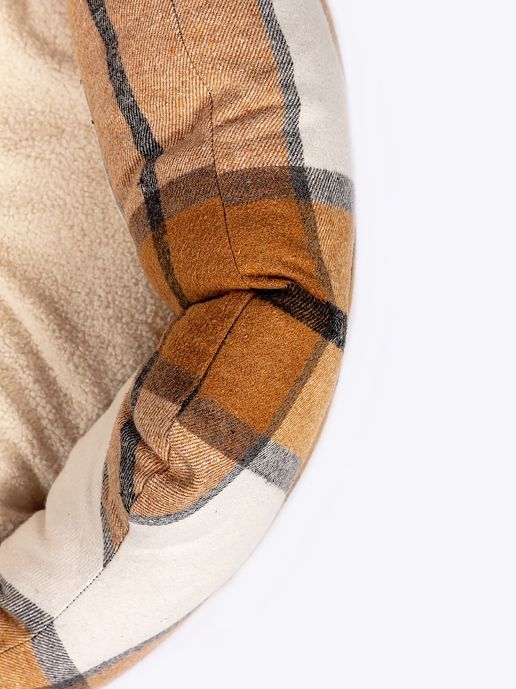 Danish Designs Sand Bowmore Deluxe Slumber Dog Bed - Image 6 of 6