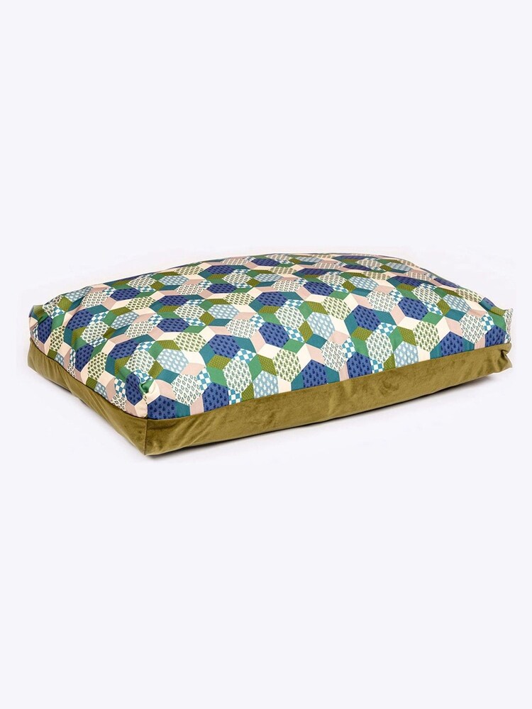 Laura Ashley Green Thistle Patchwork Duvet Dog Bed - Image 2 of 4