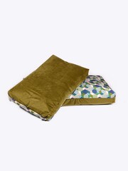 Laura Ashley Green Thistle Patchwork Duvet Dog Bed - Image 4 of 4