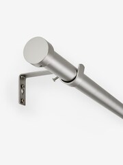 Brushed Silver Stud Finial Extendable 28mm Curtain Pole Kit - Image 3 of 4