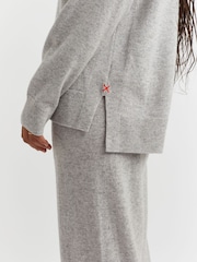 Chinti & Parker Wool/Cashmere Relaxed Roll Neck Jumper - Image 4 of 5