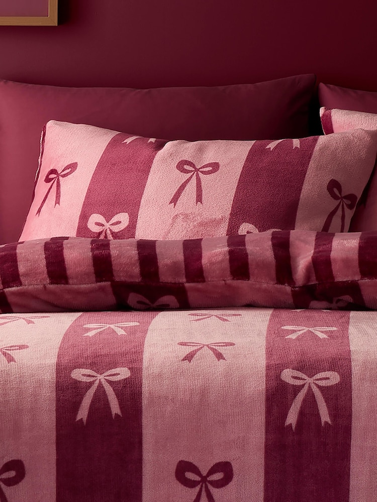 Fusion Berry Bows Fleece Duvet Cover & Pillowcase Set - Image 2 of 5 Fusion Berry Bows Fleece Duvet Cover & Pillowcase Set - Image 2 of 5