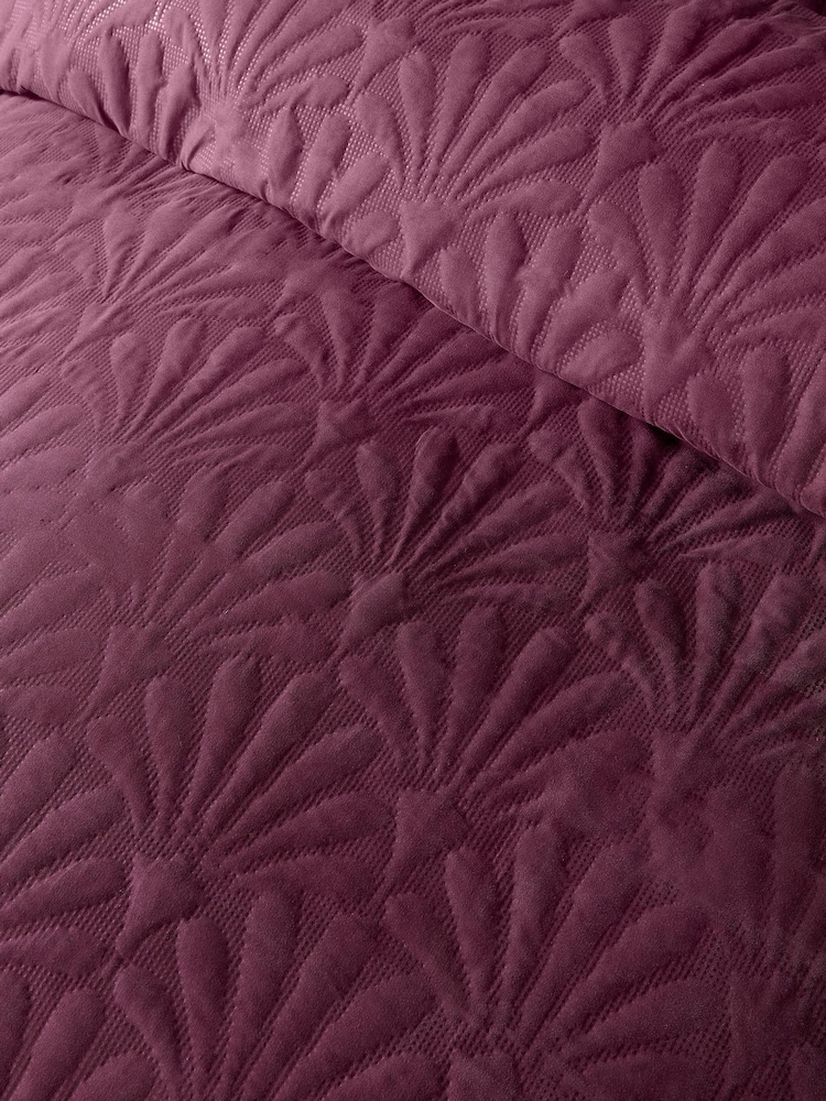 Serene Berry Cavali Quilted Duvet Cover Set - Image 4 of 4 Serene Berry Cavali Quilted Duvet Cover Set - Image 4 of 4