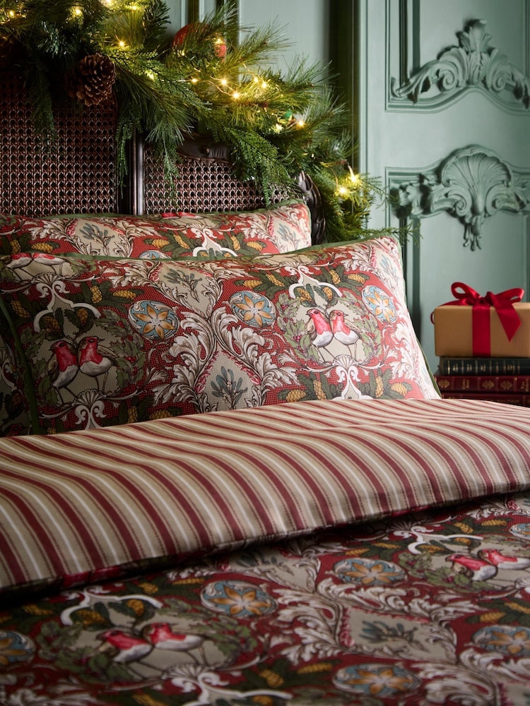 Laurence Llewelyn-Bowen Red Festive Robin Duvet Cover & Pillowcase Set - Image 2 of 5 Laurence Llewelyn-Bowen Red Festive Robin Duvet Cover & Pillowcase Set - Image 2 of 5