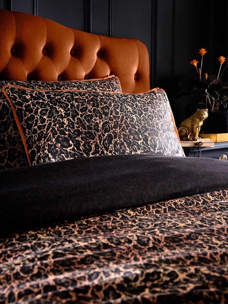 Laurence Llewelyn-Bowen Roxy Navlaka za jorgan sa leopardovim printom & Set jastučnica - Slika 2 od 5 Laurence Llewelyn-Bowen Roxy Navlaka za jorgan sa leopardovim printom & Set jastučnica - Slika 2 od 5