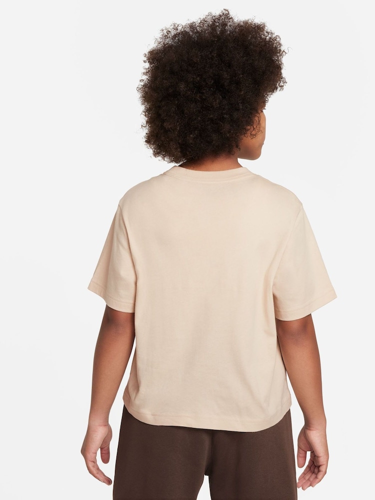 Nike Natural Oversized Essentials Boxy T-Shirt - Image 2 of 4