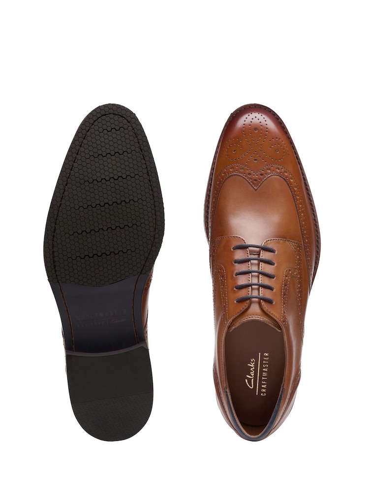Clarks Natural Standard Fit (G) British Craft Arlo Lace Shoes - Image 7 of 7