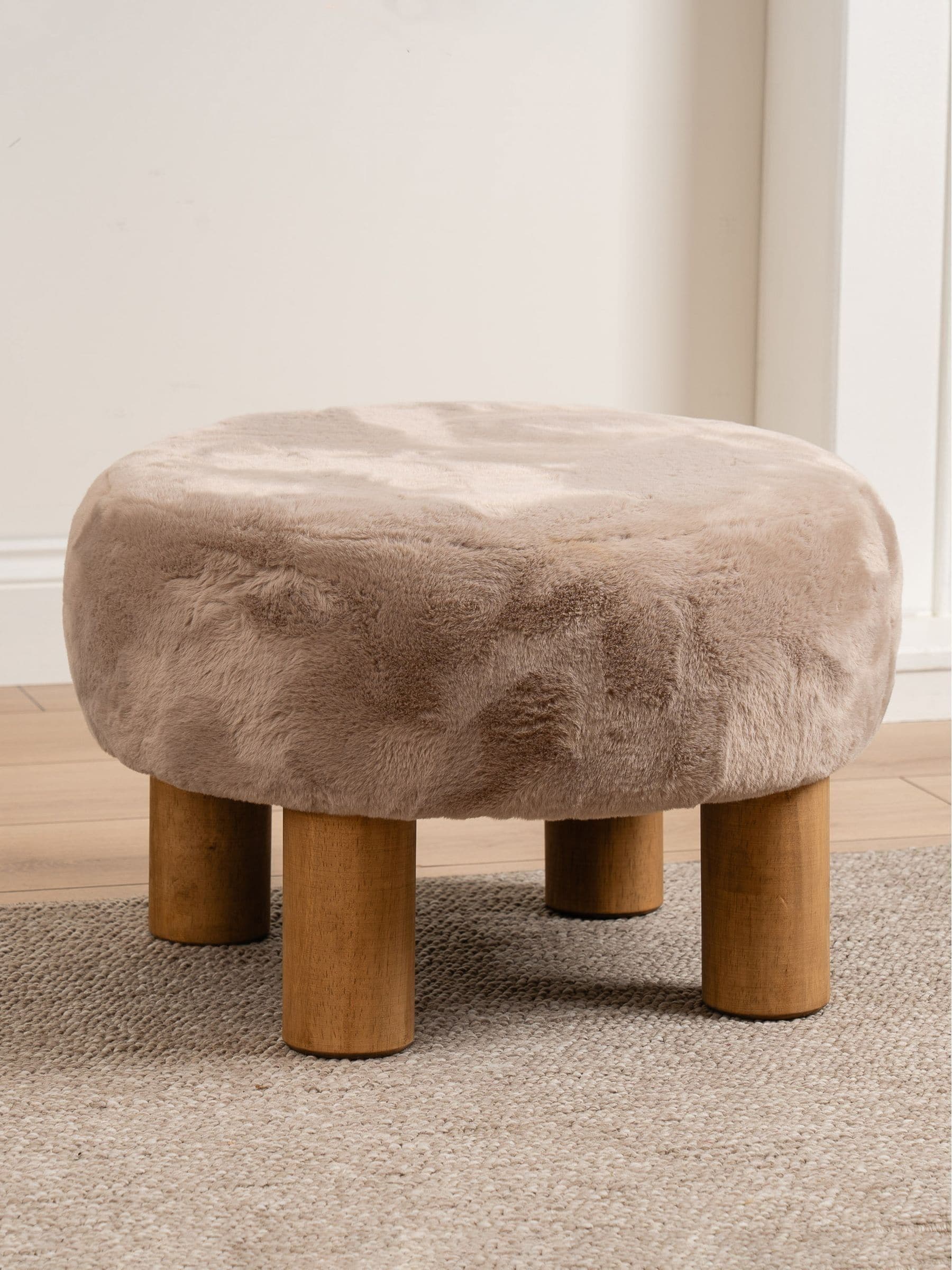 Scottish Everlastings Ltd Unisex Grey Round Footstool