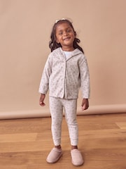 وردي زهور - طقم من رداء علوي بأزرار وأكمام طويلة وبنطلون ضيق بنسيج مضلع (3 شهور-7 سنوات) - صورة 2 من 7