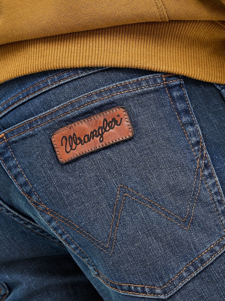 Zatemnjenost - Wrangler Straight Fit Texas Authentic Jeans - Slika 3 iz 3 Zatemnjenost - Wrangler Straight Fit Texas Authentic Jeans - Slika 3 iz 3