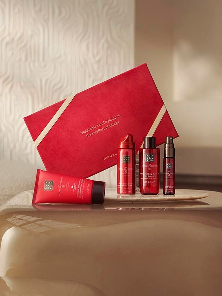 Rituals Red The Ritual of Ayurveda Small Indian Rose & Sweet Almond Oil Gift Set - Image 4 of 4 Rituals Red The Ritual of Ayurveda Small Indian Rose & Sweet Almond Oil Gift Set - Image 4 of 4