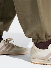 Зеленый - Спортивные брюки бойфренда из 100% хлопка adidas Original - Изображение 3 из 6