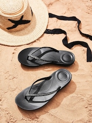 FitFlop Sparkle Iquishion Sandals - Image 3 of 4