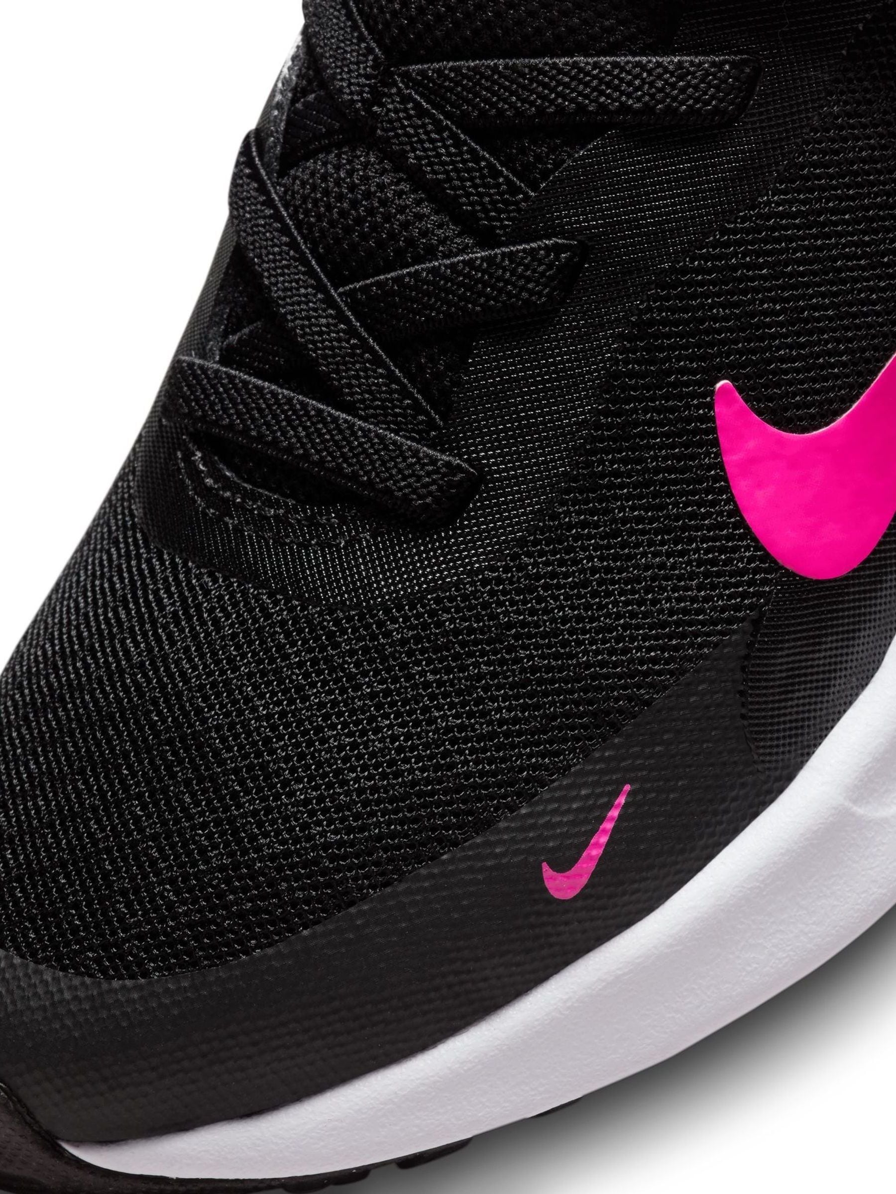 very junior nike trainers