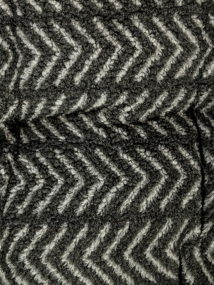 Danish Designs Charcoal Fleece Arrows Quilted Mattress Dog Bed - Image 4 of 4