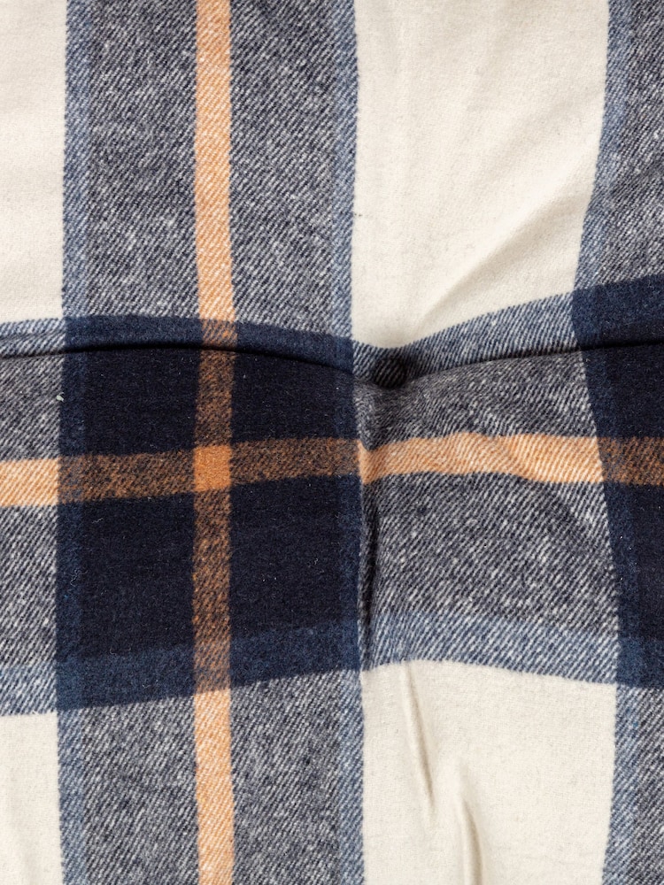 Danish Designs Navy Bowmore Quilted Mattress Dog Bed - Image 4 of 4