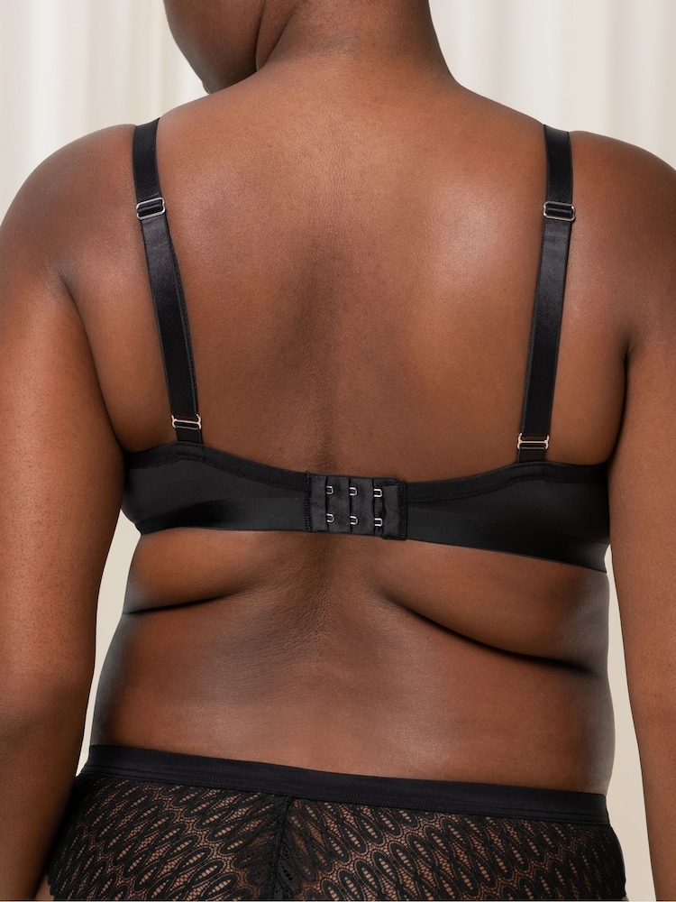 Triumph® Black Aura Spotlight Wired Padded Bra - Image 4 of 9