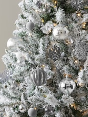 50 Pack Silver Shatterproof Christmas Baubles - Image 2 of 4