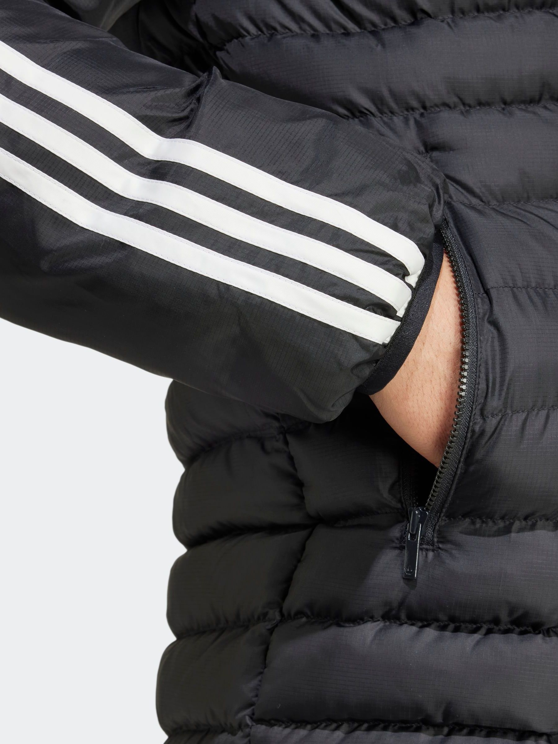 Kaufe Sie adidas Wattierte Jacke bei Next Deutschland
