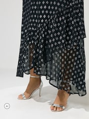 블랙 메탈릭 - Yours Curve Angel Sleeve Ruffle Hem Maxi Dress - 6의 이미지 4