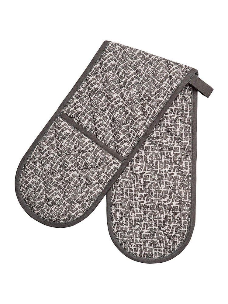 ABIGAIL AHERN x MURMUR Charcoal Camille 100% Cotton Double Oven Gloves - Image 3 of 3