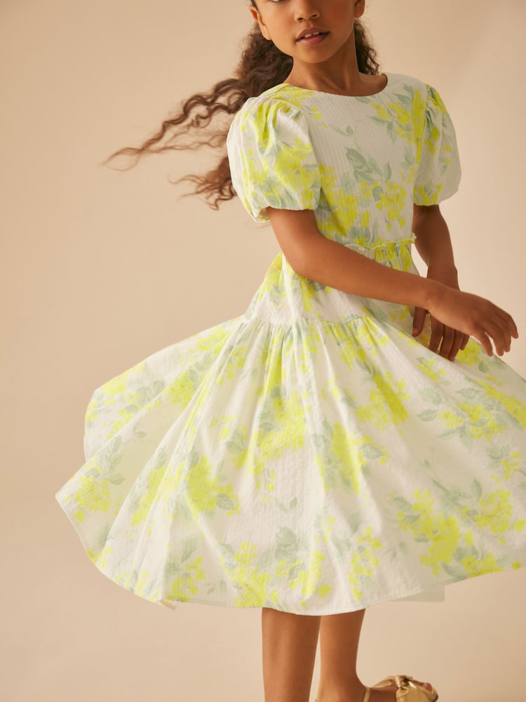 فستان المناسبات بطبعة زهور Blossom من Laura Ashley - Image 5 of 15