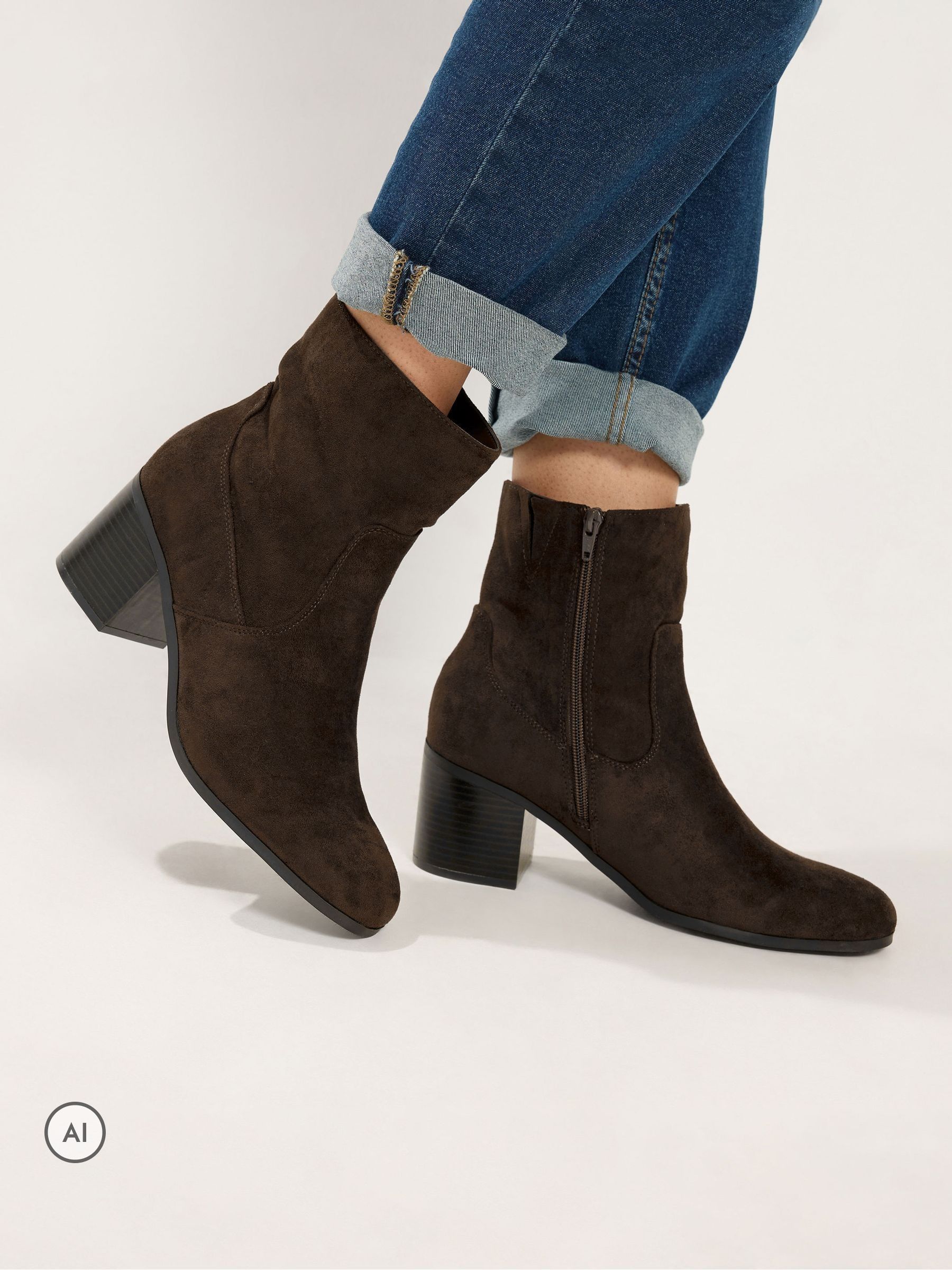 Yours Curve Women's Brown Wide Fit Square Heel Ankle Boots