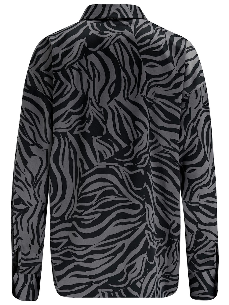 Pour Moi Black Rena Satin Oversized Long Sleeve Shirt - Image 4 of 4