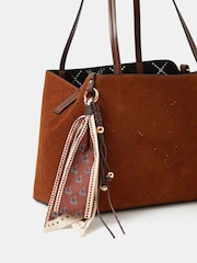 Accessorize Faux Suede Scarf Tote Bag - صورة 2 من 2