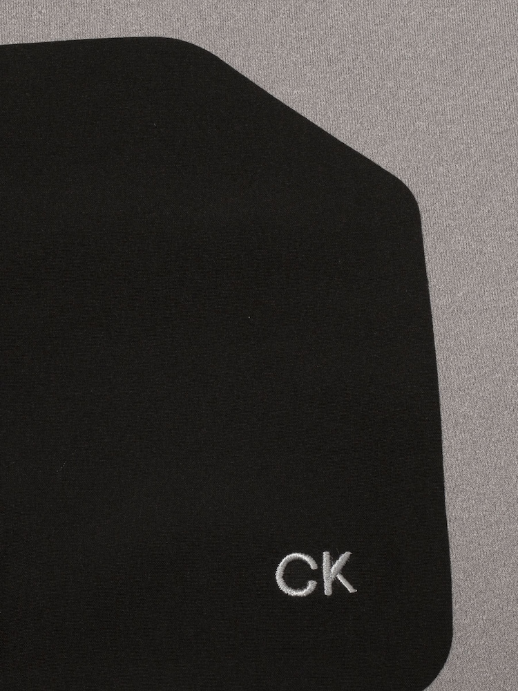 Calvin Klein Golf Delta Quarter Zip Sweatshirt - Image 9 of 9