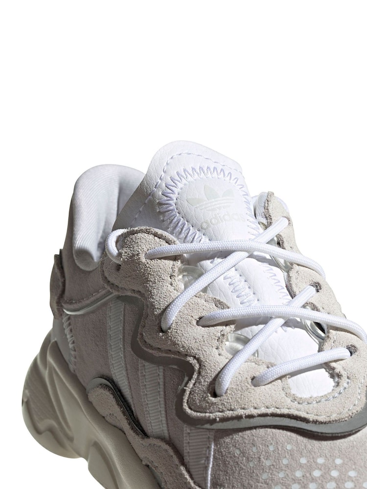 adidas Originals White Ozweego Trainers - Image 13 of 13