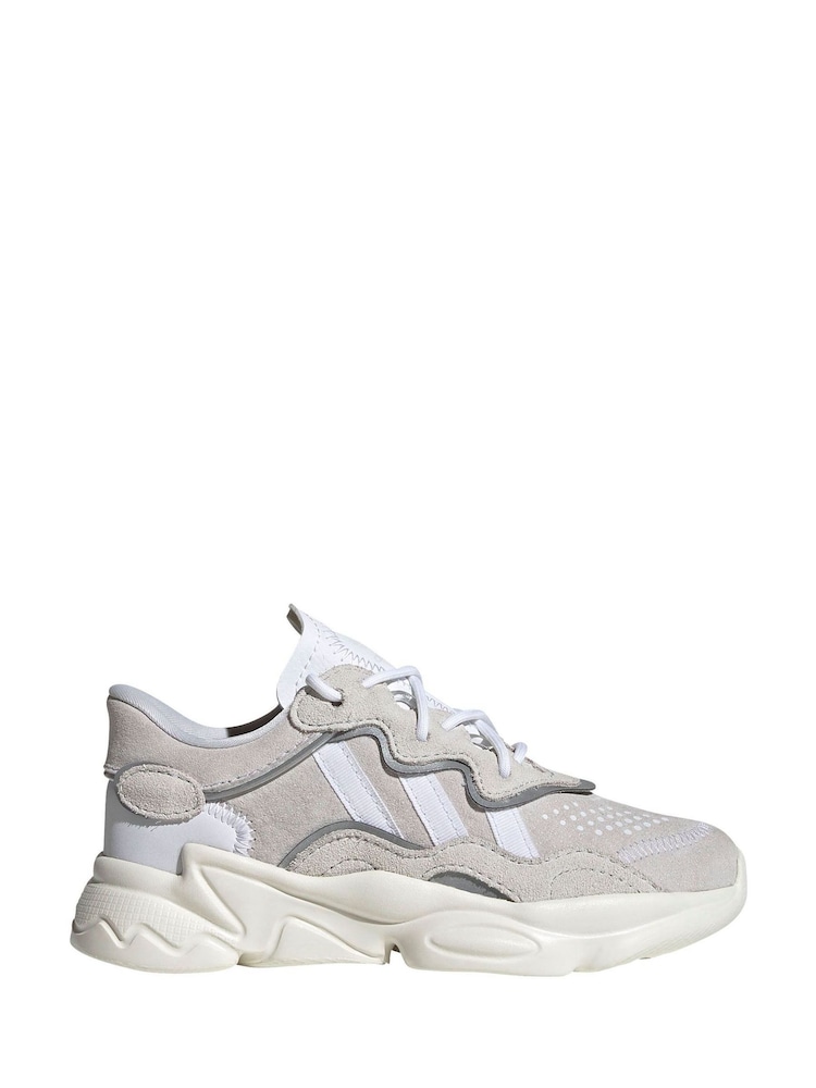 adidas Originals White Ozweego Trainers - Image 4 of 13