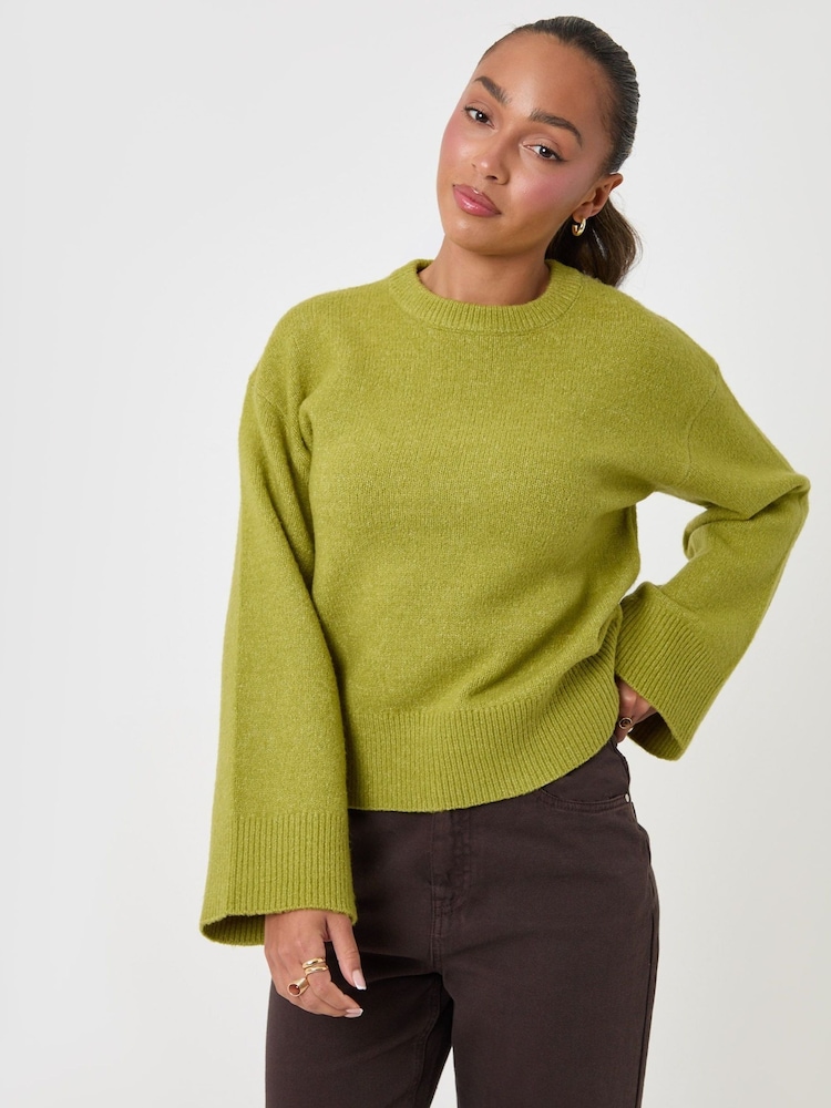 Threadbare Green Relaxed Fit Crew Neck Jumper - Image 2 of 5 Threadbare Green Relaxed Fit Crew Neck Jumper - Image 2 of 5