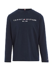 تيشرت أساسي قطن 100% مزين بشعار وبكُم طويل للبنات من Tommy Hilfiger - صورة 7 من 8
