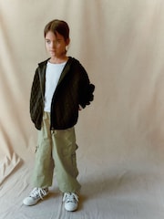 Khakigrün - Parachute-Cargohose mit Jerseyfutter (3–16 Jahre) - Bild 3 von 7